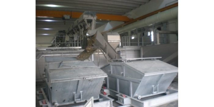 Galvaniz çöp konteyneri